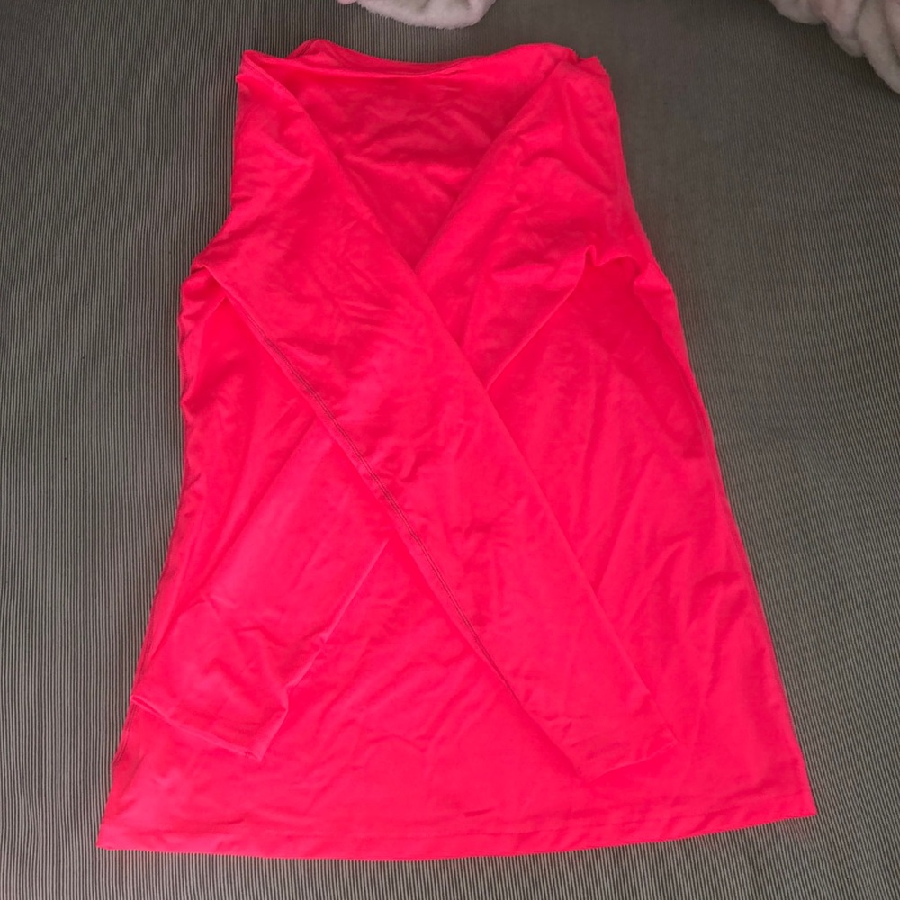 Under Armour Long Sleeve - Picture 3 of 5